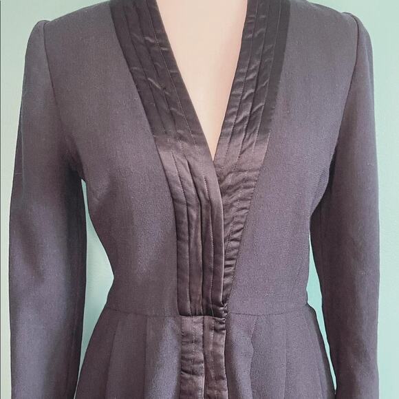 Vintage Neiman Marcus black button-up dress in 6 - Picture 6 of 6